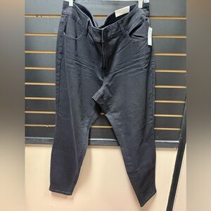 NWT Maurices mid rise denim flex jegging Jean 20 W regular